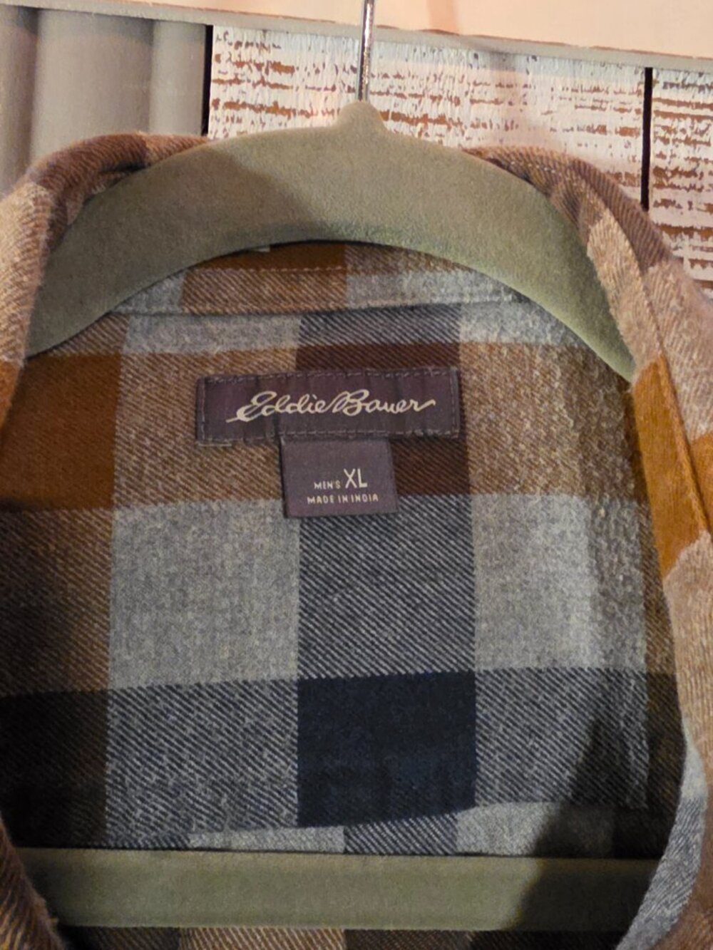 Eddie Bauer Blue Brown Tan Plaid Classic Fit Flannel XL - Picture 7 of 8